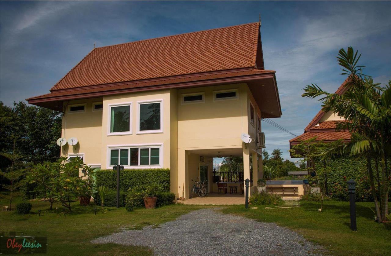 Thararin Villa Ban Doem Bang Esterno foto