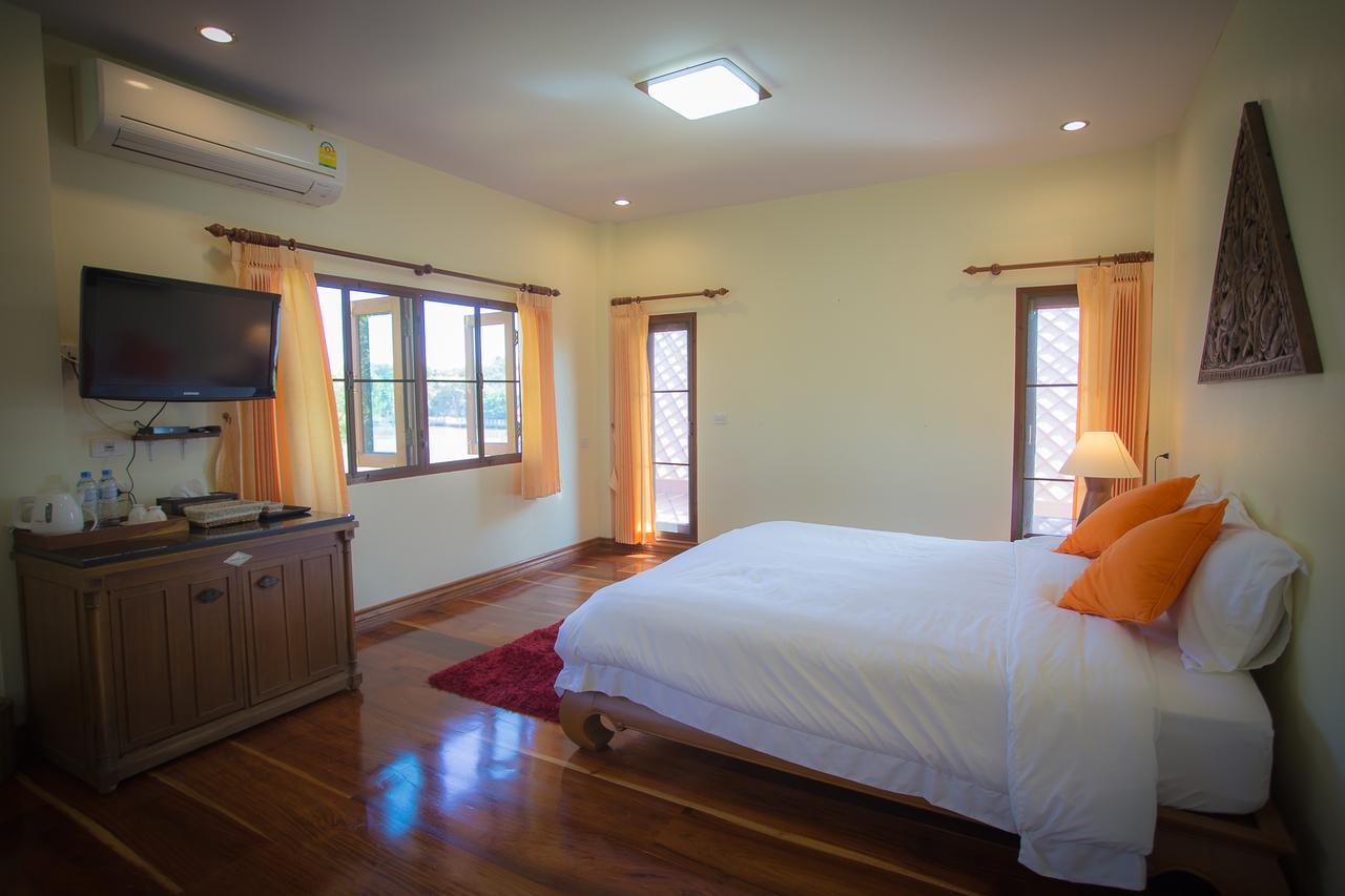 Thararin Villa Ban Doem Bang Camera foto